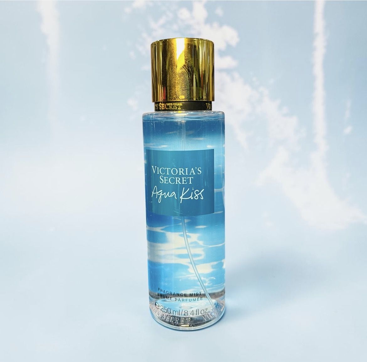 VICTORIA SECRET AQUA KISS