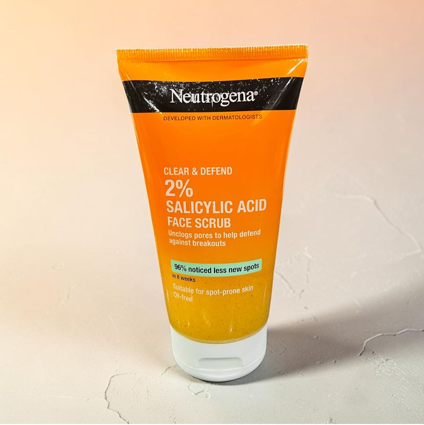 NEUTROGENA 2% SALICYLIC ACID FACE SCRUB 150ML