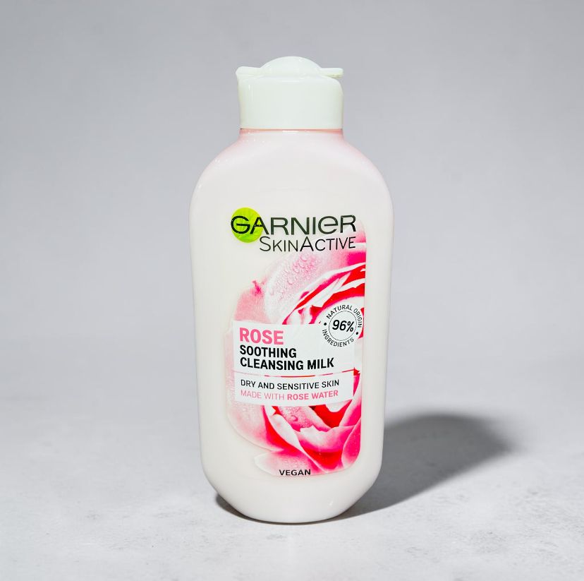 GARNIER SKINACTIVE ROSE SOOTHING CLEANSING MILK 200ML